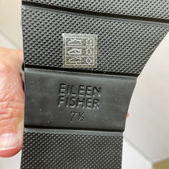 NEW WITHOUT TAGS EILEEN FISHER BOVERY X-BAND SHOES IN GRAY LEATHER - Picture 6 of 7